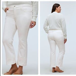 Madewell Mid Rise Kick Out With Magic Pocket White Plus Size